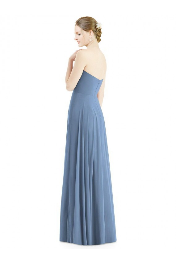 Comprimento Chão Azul Empoeirado Sem Mangas Linha A Longo Vestido de Madrinha / Vestido de Noite Por Atacado