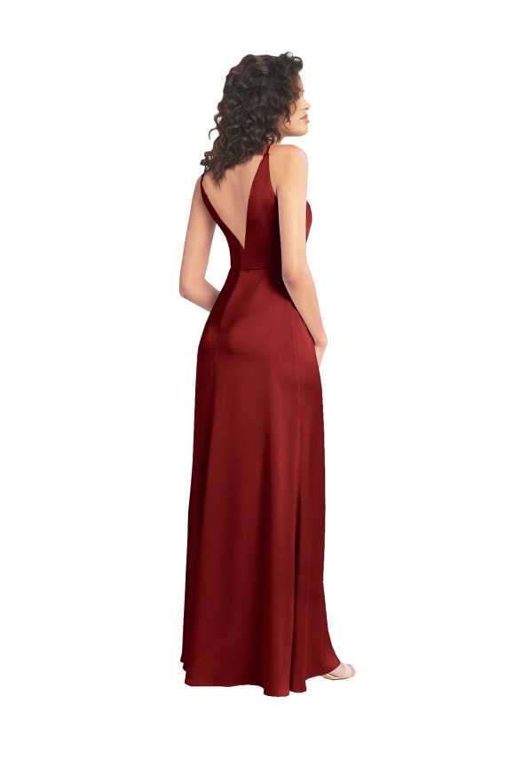 Comprimento Chão Borgonha Sem Mangas Linha A Costas em V Vestido de Madrinha / Vestido de Baile Por Atacado