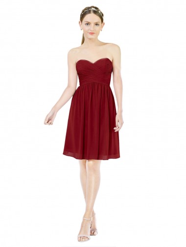 Comprimento Joelho Borgonha Sem Mangas Linha A Amor Vestidos de Madrinha / Vestidos de Cocktail / Vestidos de Homecoming Por Atacado