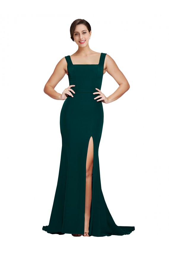 Comboio Varredela Verde Meia-Noite Sem Mangas Bainha Vestidos de Madrinha / Vestidos de Festa Por Atacado